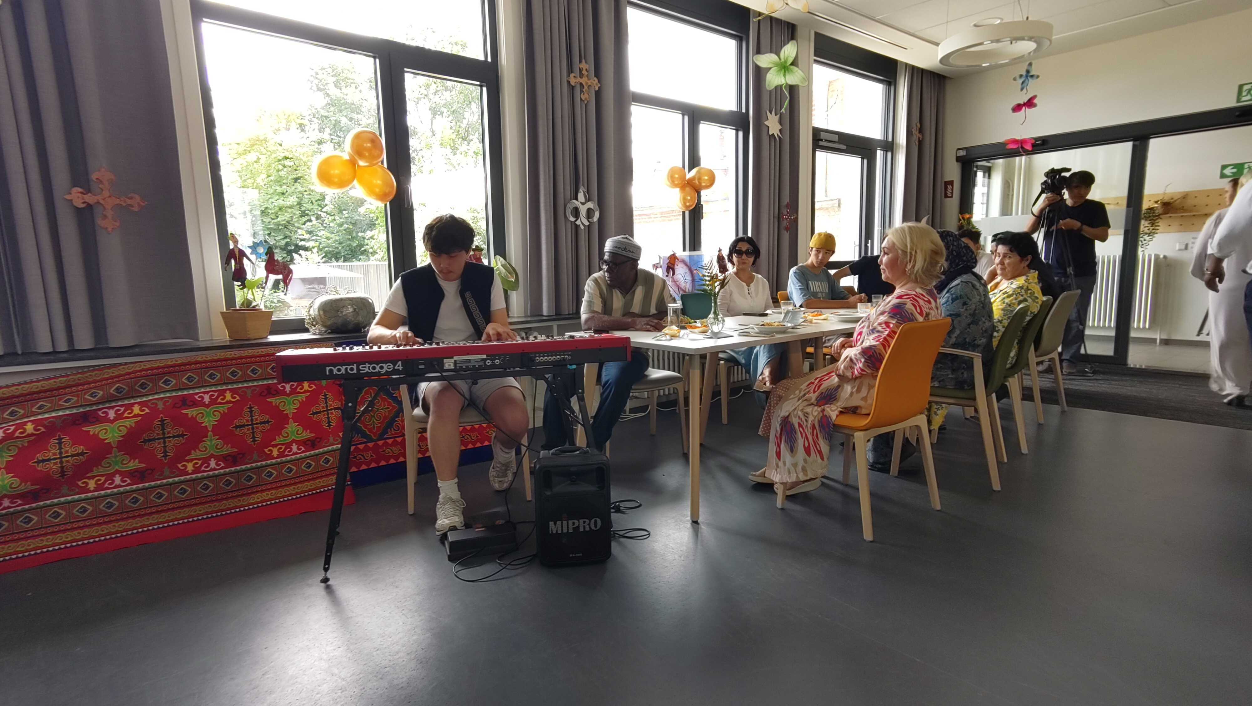Foto bij Summer Event Qazaqroots Gent